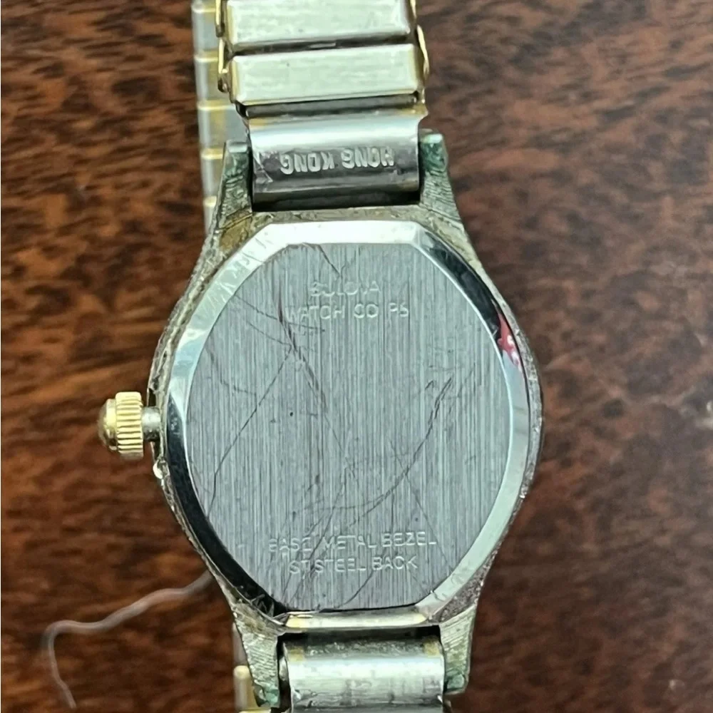 Vintage Caravelle Women’s Watch NOT WORKING